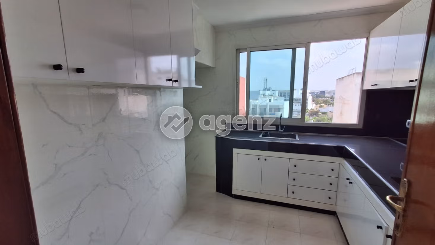 Appartamento in vendita di 92 m², 2 camere Bd Abdelmoumen Casablanca