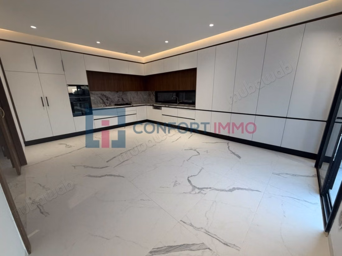 Villa Neuve S3 avec Piscine et Vue Mer à Gammarth