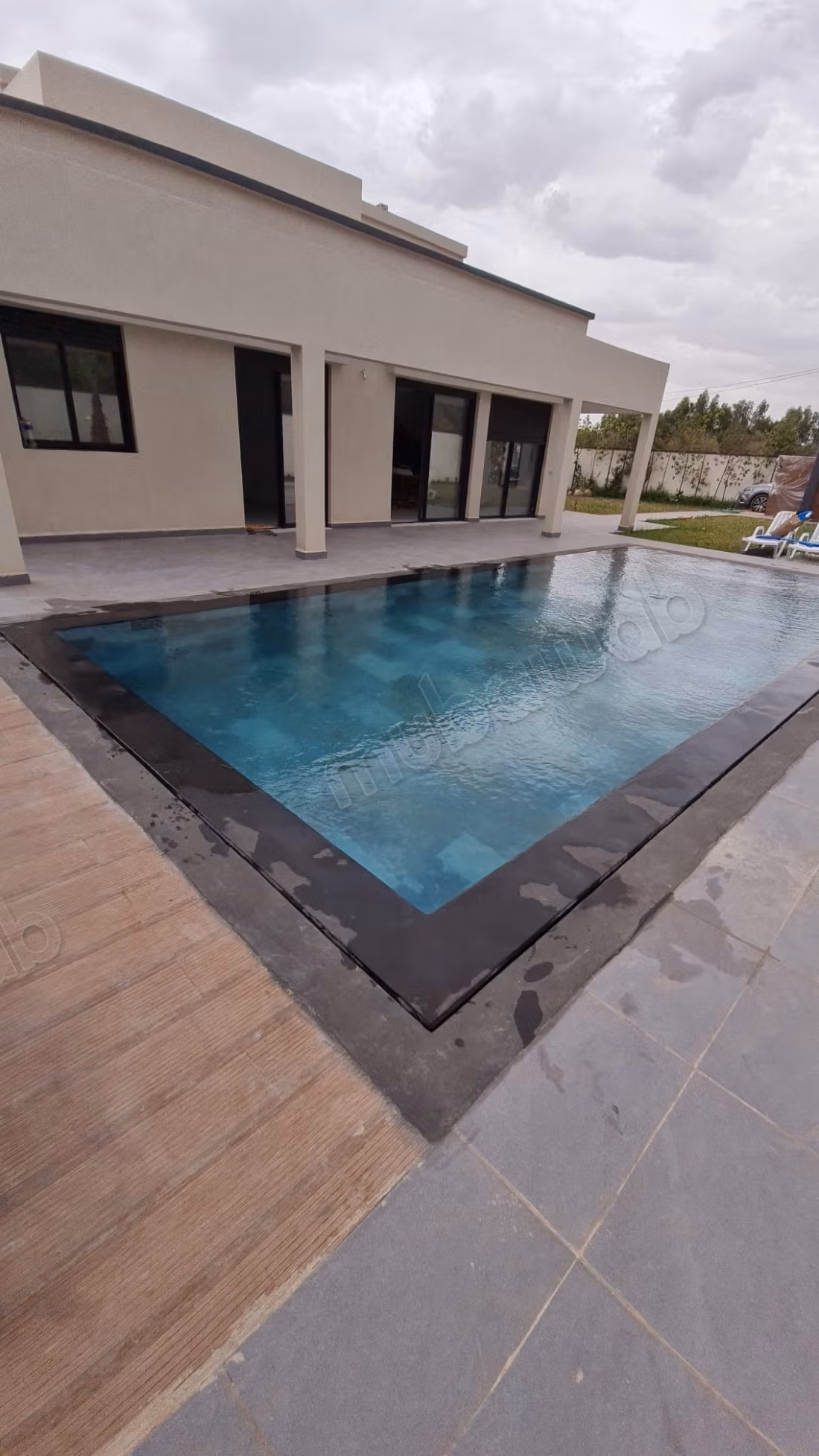 Zeer mooi huis te koop in Ghmate. Oppervlakte 180 m². Goed gemeubileerd