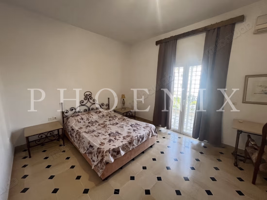 Villa S5 ammobiliata con piscina a La Marsa