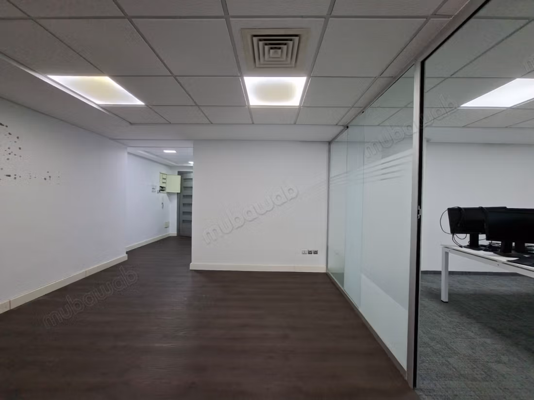 For sale spacious office with parking