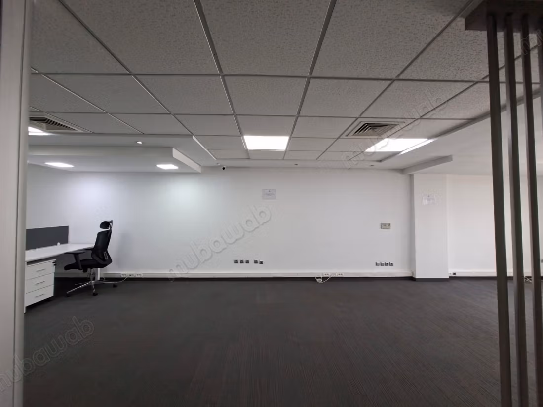 For sale spacious office with parking