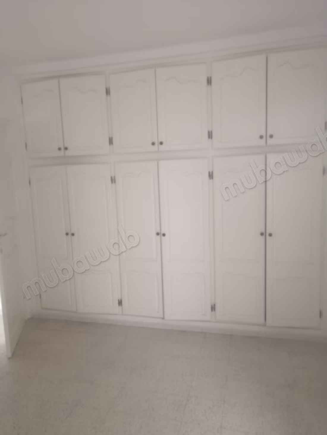 Bellissimo appartamento in affitto a El Mourouj 5.3 camere. Bella terrazza e giardino