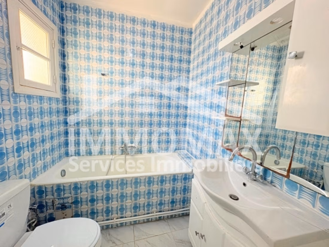 À VENDRE – Appartement S2 ancien S3 à El Manar 1