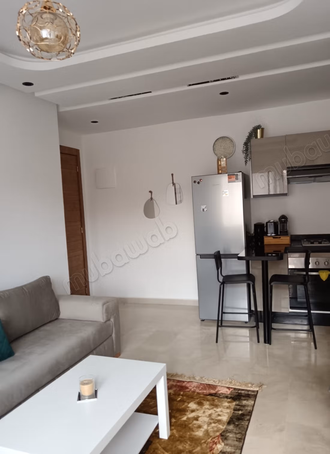 TE HUUR - Modern Gemeubileerd Studio in Maârif