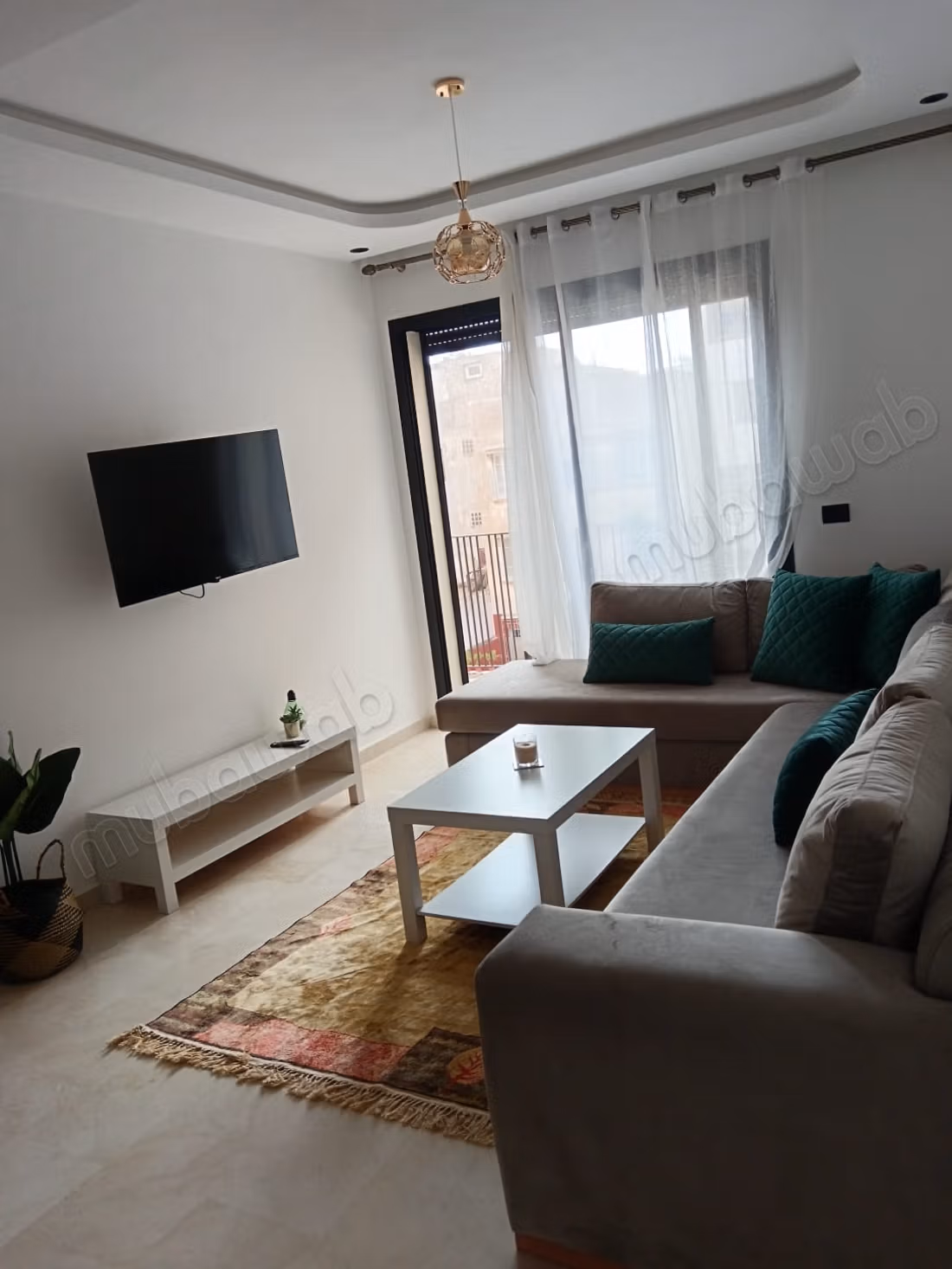 TE HUUR - Modern Gemeubileerd Studio in Maârif