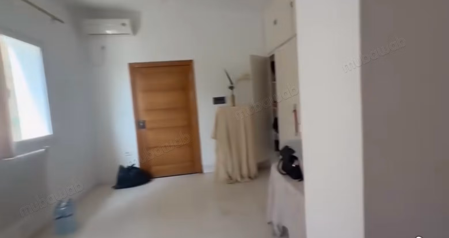 For rent floor of villa S2 empty in Laouina