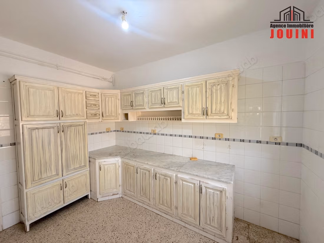 Appartamento S3 a Omrane Supérieur