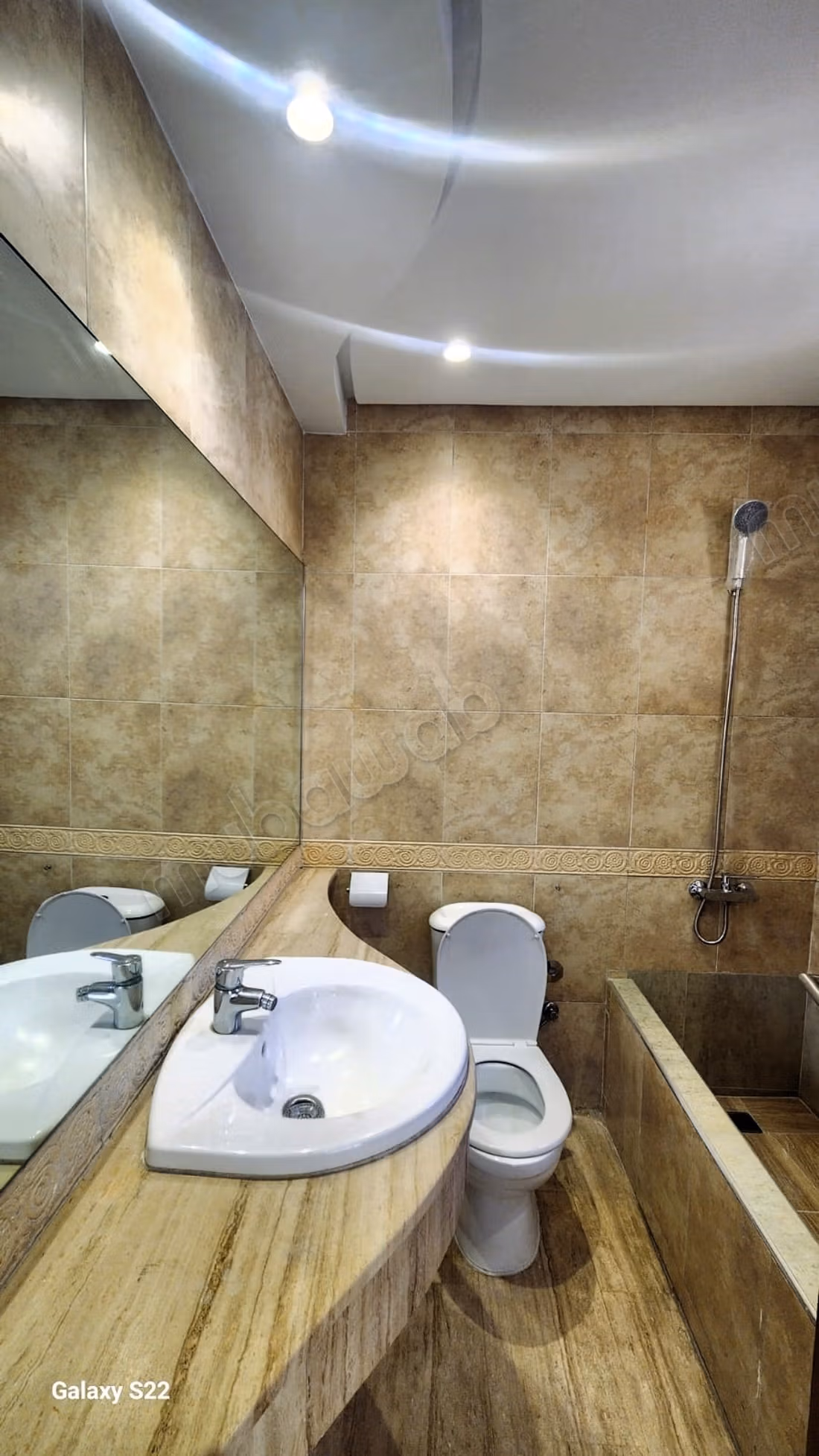Appart 3ch salon luxe à maarif ext 
Rue Socrat