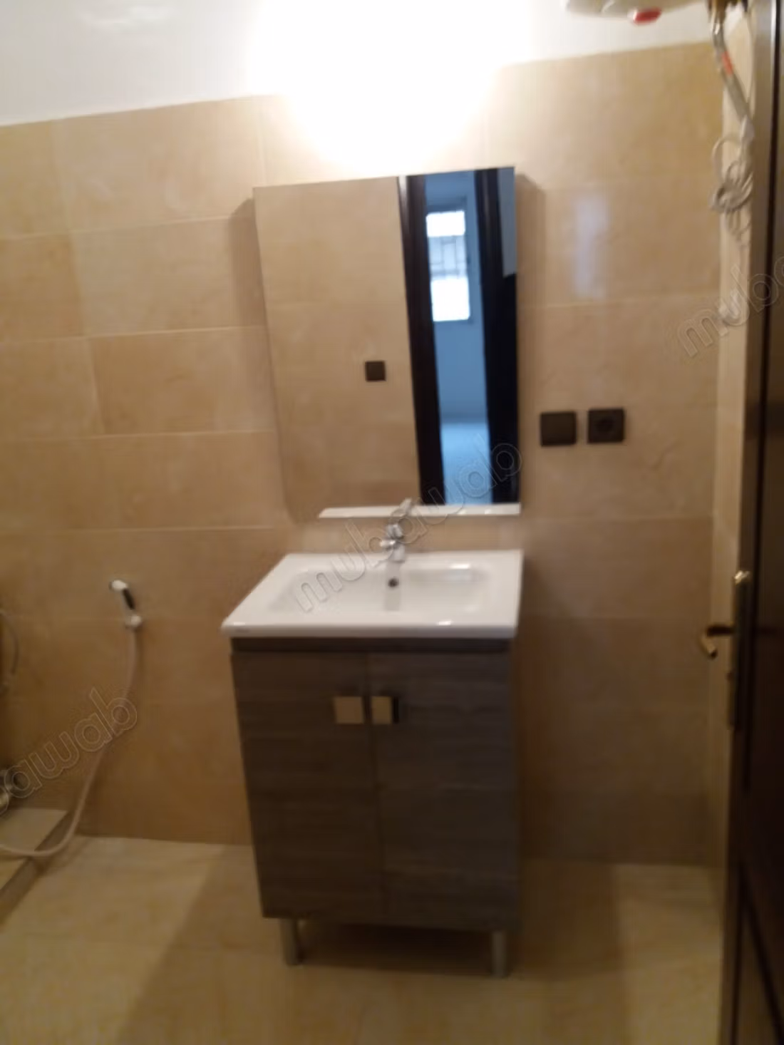 Appartement à louer Bourgogne 
2pcs / 1sdb / ascenseur 
parking