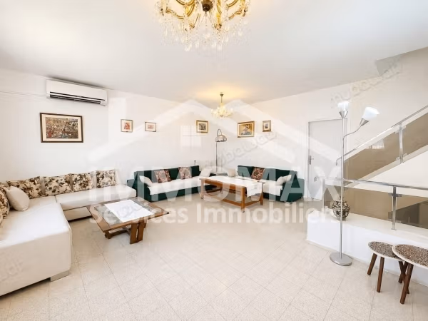 In vendita - Un duplex a El Menzah 6