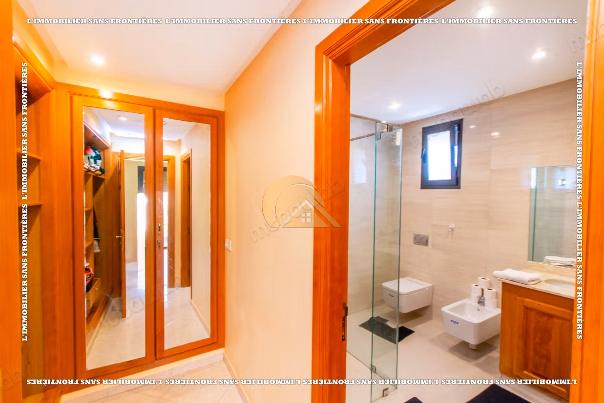 Villa amueblada en alquiler en las Puertas de Marrakech – Piscina privada – Terreno de 635 m