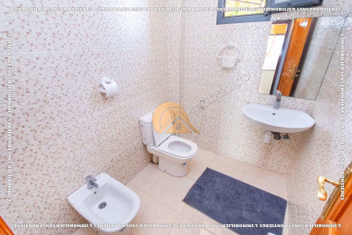 Villa amueblada en alquiler en las Puertas de Marrakech – Piscina privada – Terreno de 635 m