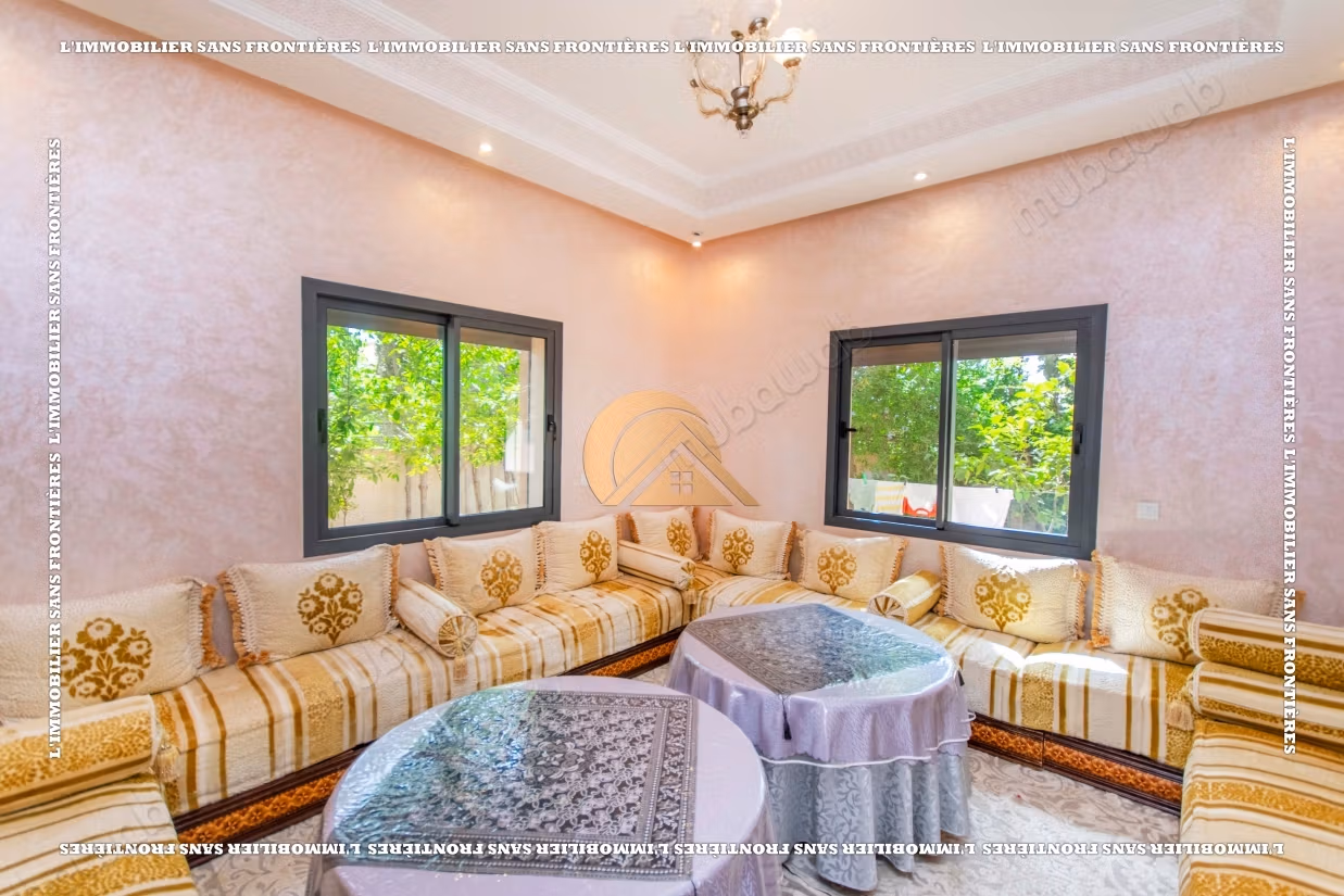 Villa amueblada en alquiler en las Puertas de Marrakech – Piscina privada – Terreno de 635 m