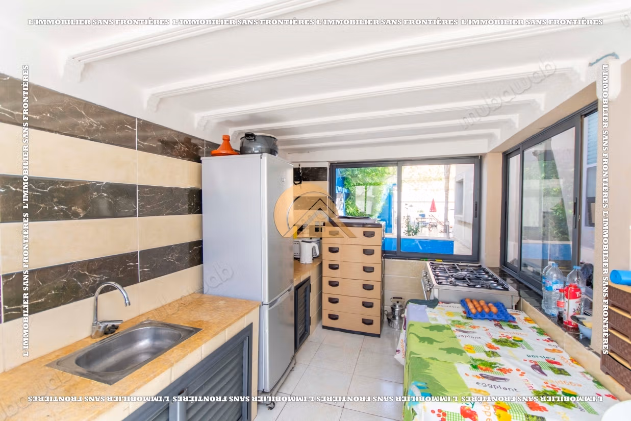 Villa amueblada en alquiler en las Puertas de Marrakech – Piscina privada – Terreno de 635 m