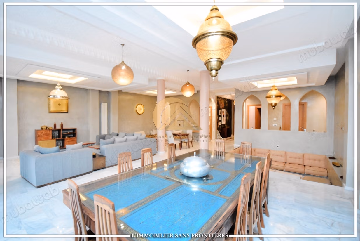 Villa privata arredata in affitto sulla Strada di Ouarzazate, Marrakech – Grande piscina privata e vista sull'Atlas