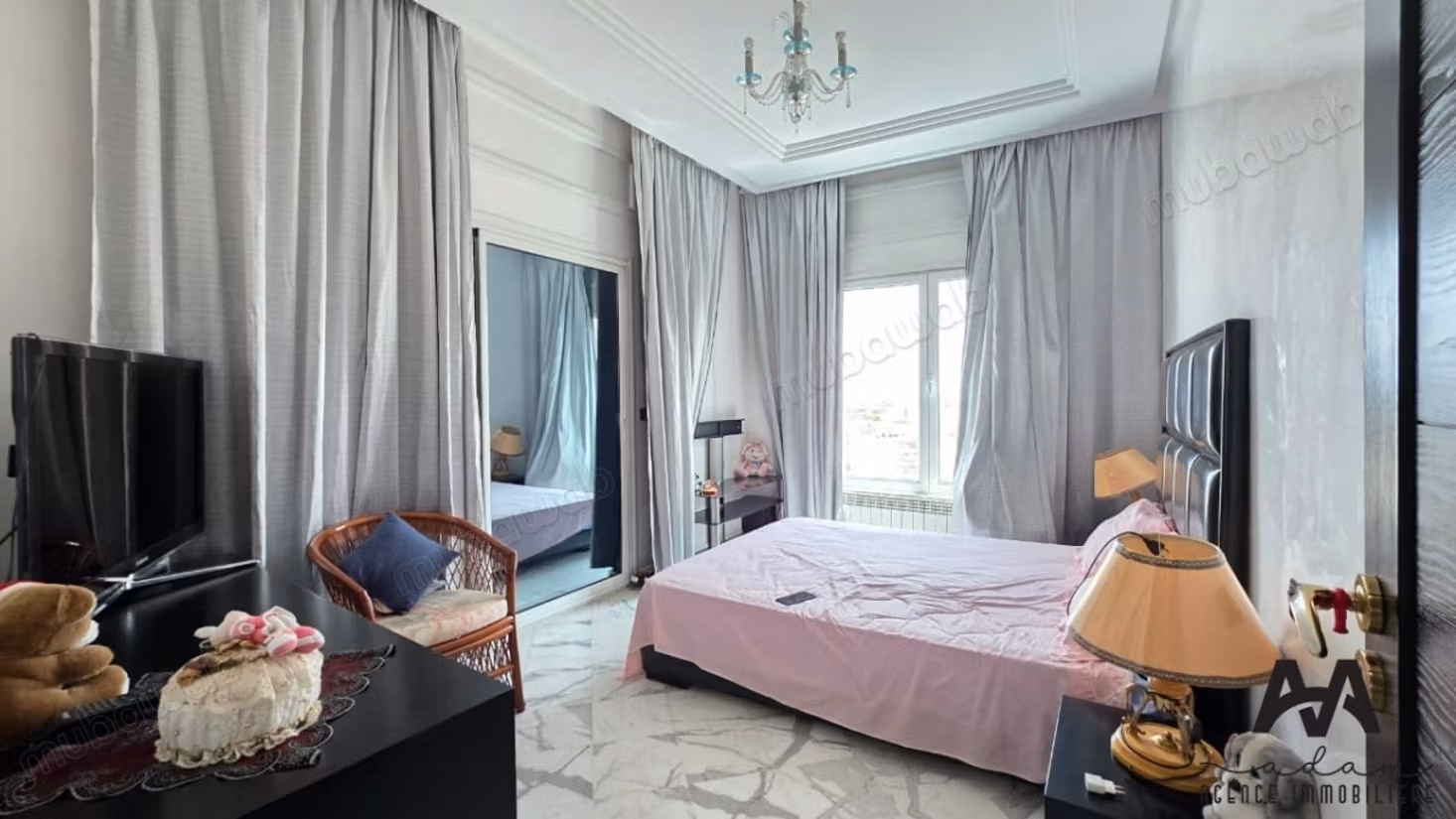 Penthouse S3 de 366 m² avec Vue Mer à Mrezga