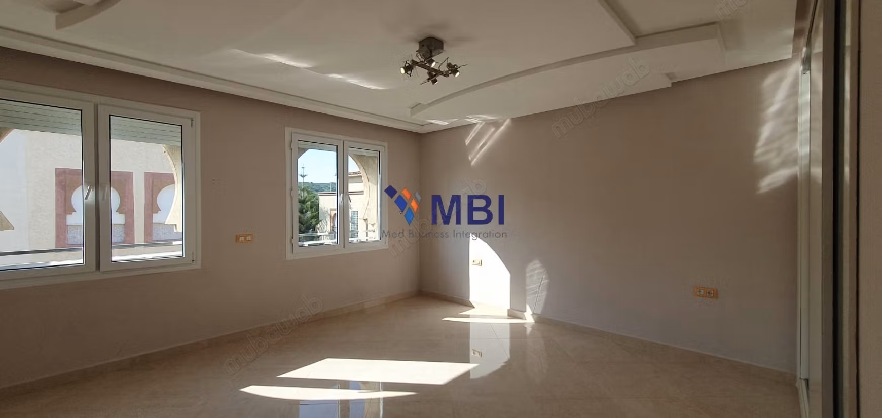 Empty villa for rent L. A. T. 1386
