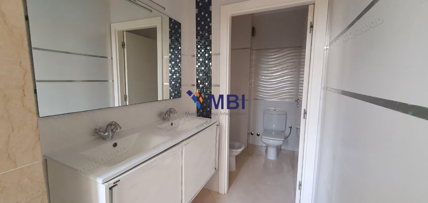 Empty villa for rent L. A. T. 1386