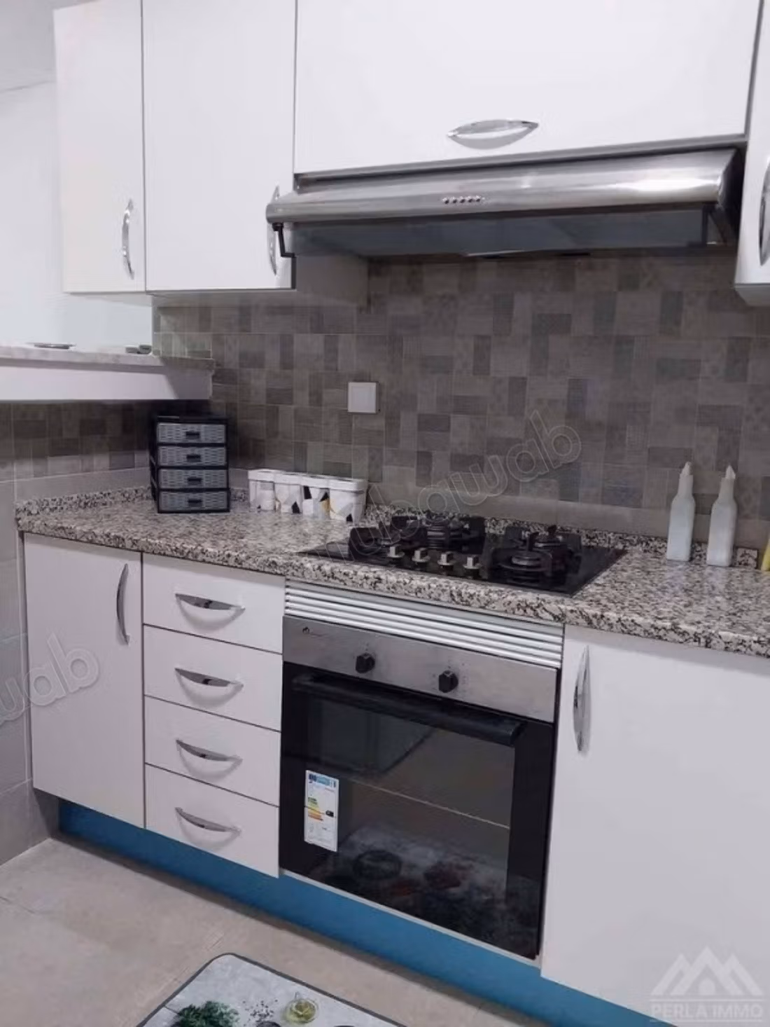 À vendre un appartement s1 à Laouina wahat