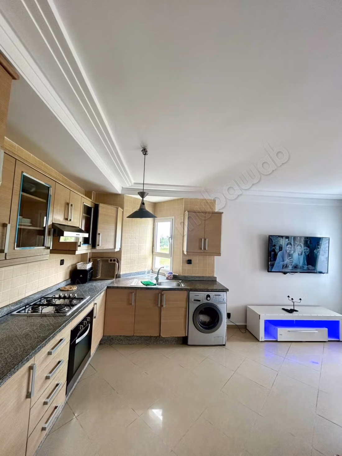 Appartamenti in affitto ad Asilah. 3 ottime camere. Lounge marocchina e servizi di sicurezza.