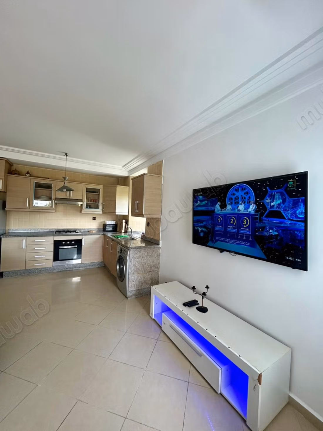 Appartamenti in affitto ad Asilah. 3 ottime camere. Lounge marocchina e servizi di sicurezza.