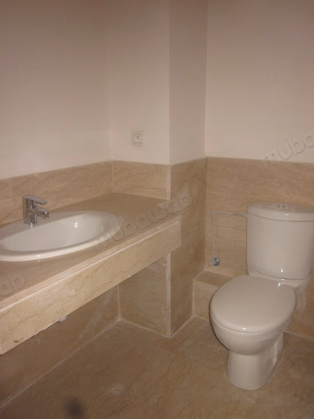 Luxury Empty Studio 46m2 at Bd Abdelmoumen facing Tram