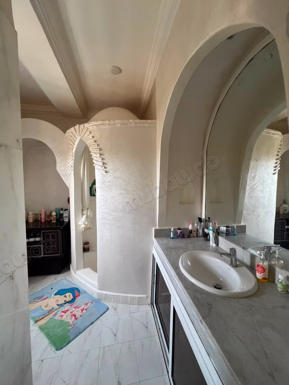 Villa in Affitto a Lungo Termine Arredata Targa