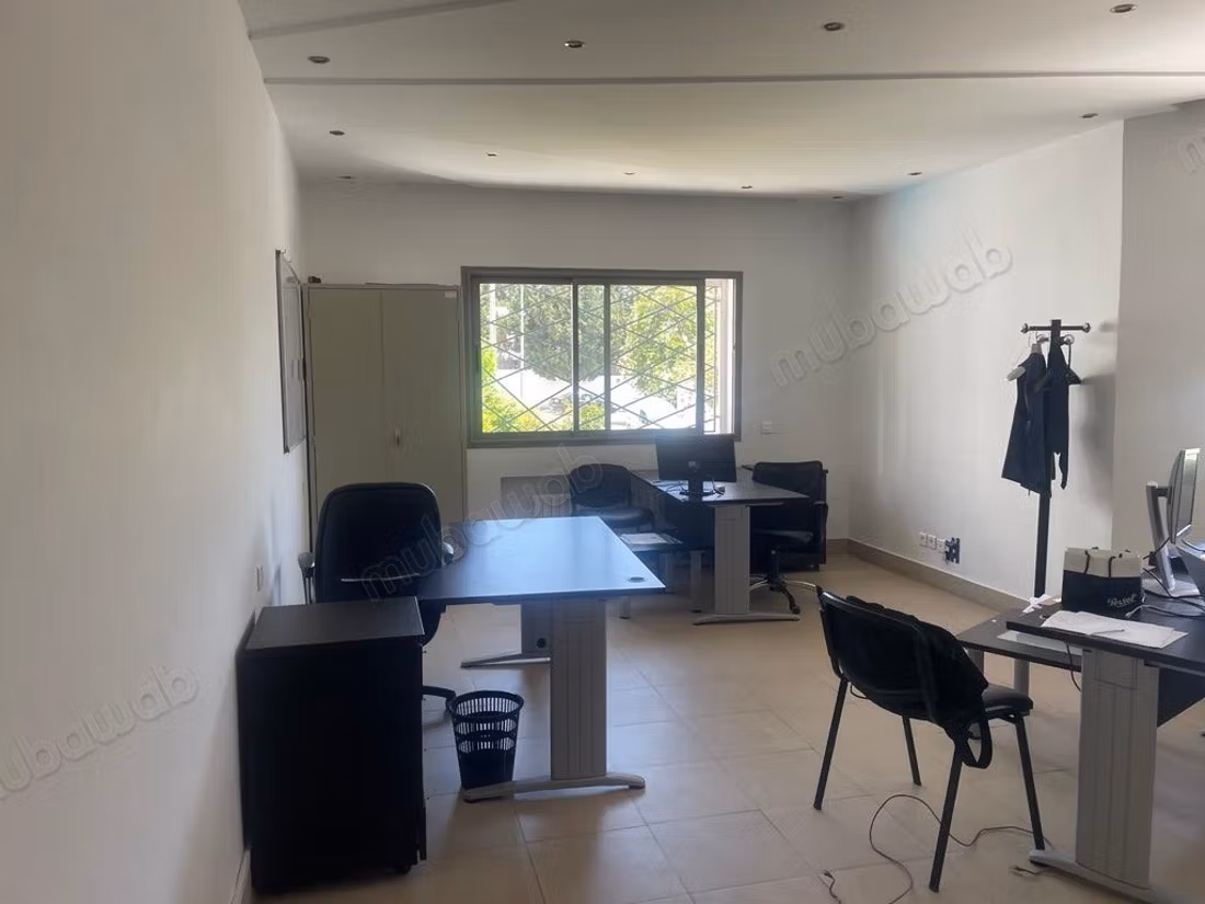 Villa di alto standing a El Menzah 1 per abitazione o ufficio