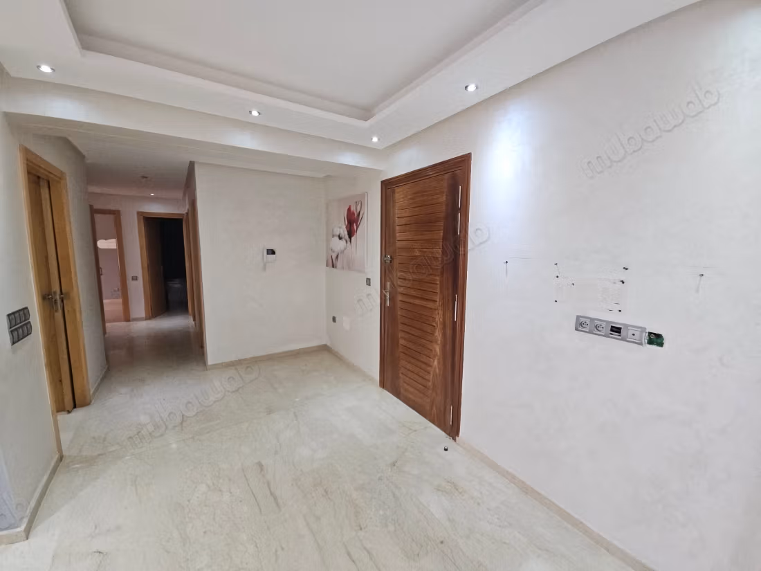 Magnificent Empty Apartment with 2 Bedrooms in Hay Riad