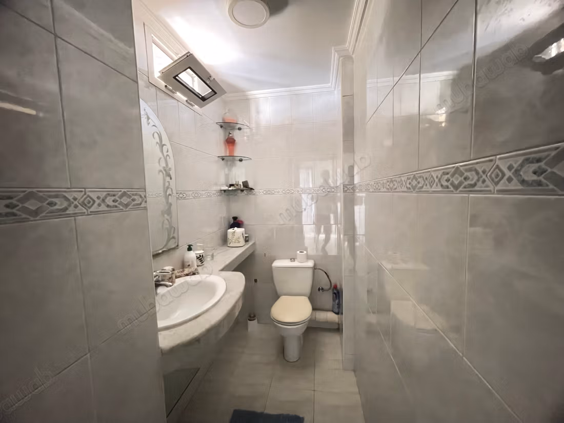 Heldere T4 104m2 met balkon