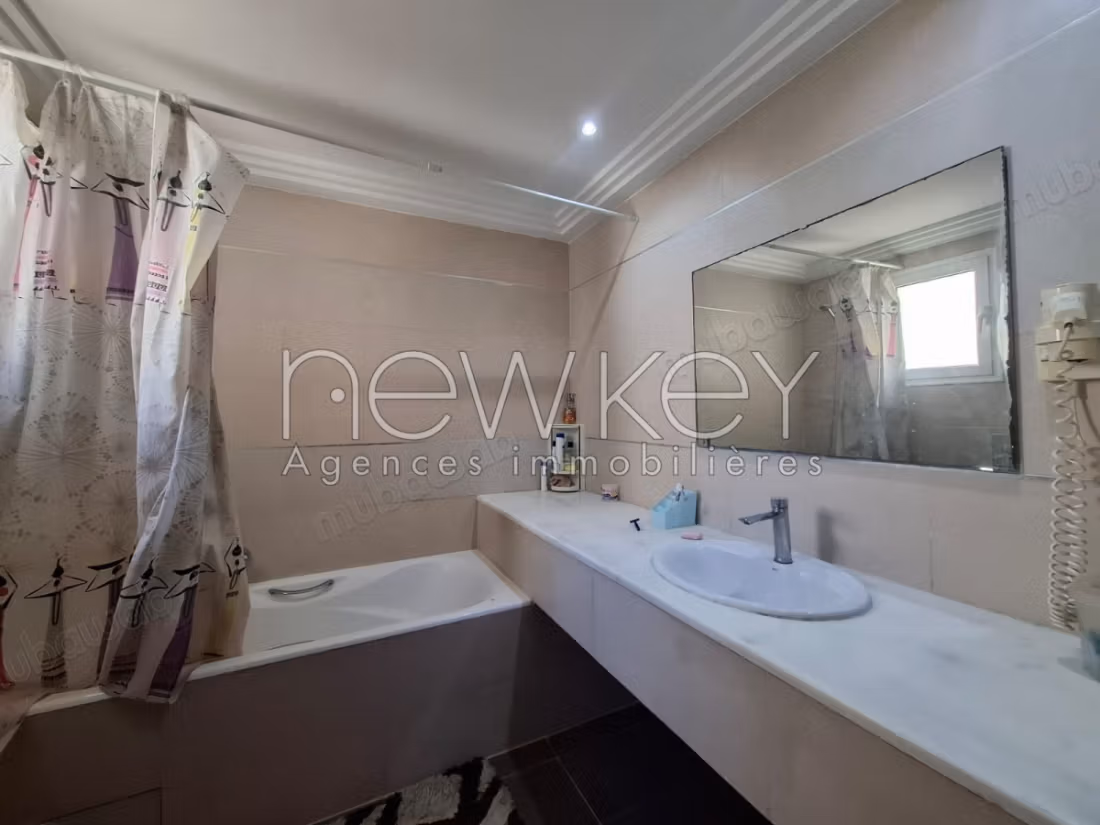 Villa S4 for rent in Ain Zaghouan North