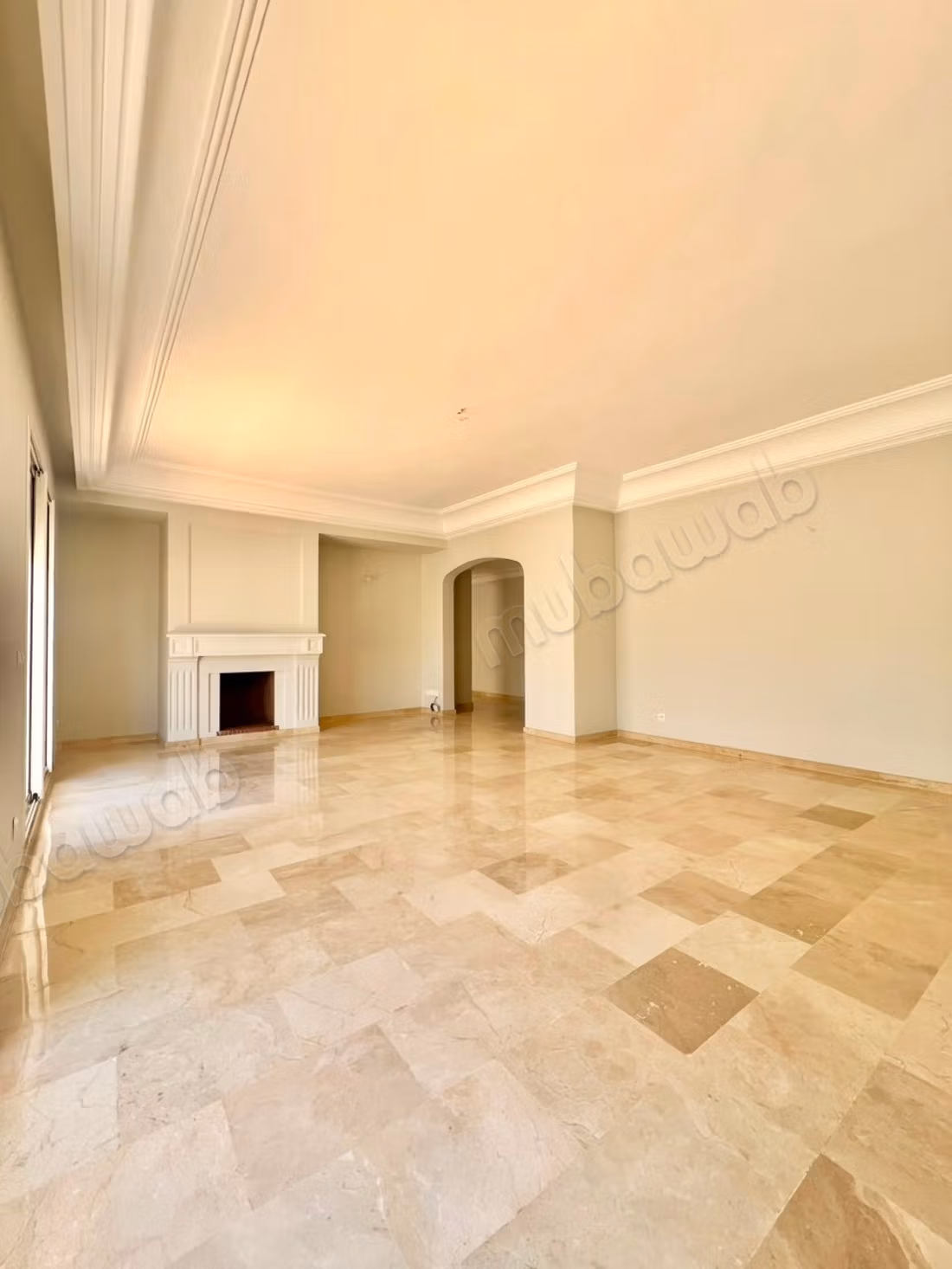Racine Last Floor Apartment