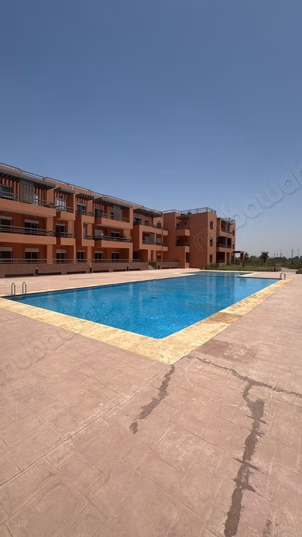 Splenddie apparte 2 chs avec piscine pr mois