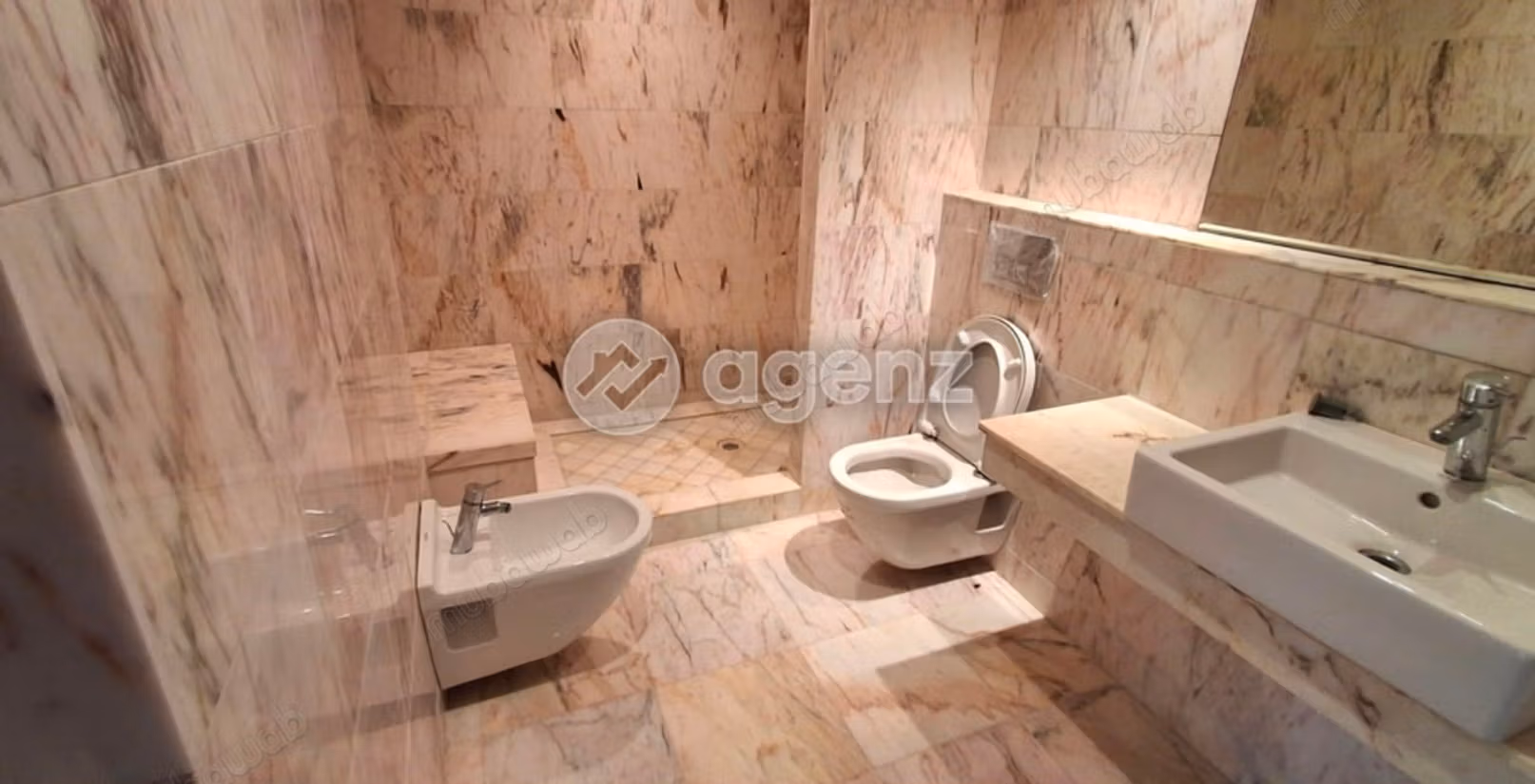 Triplex Prestigioso con Piscina Nouaceur