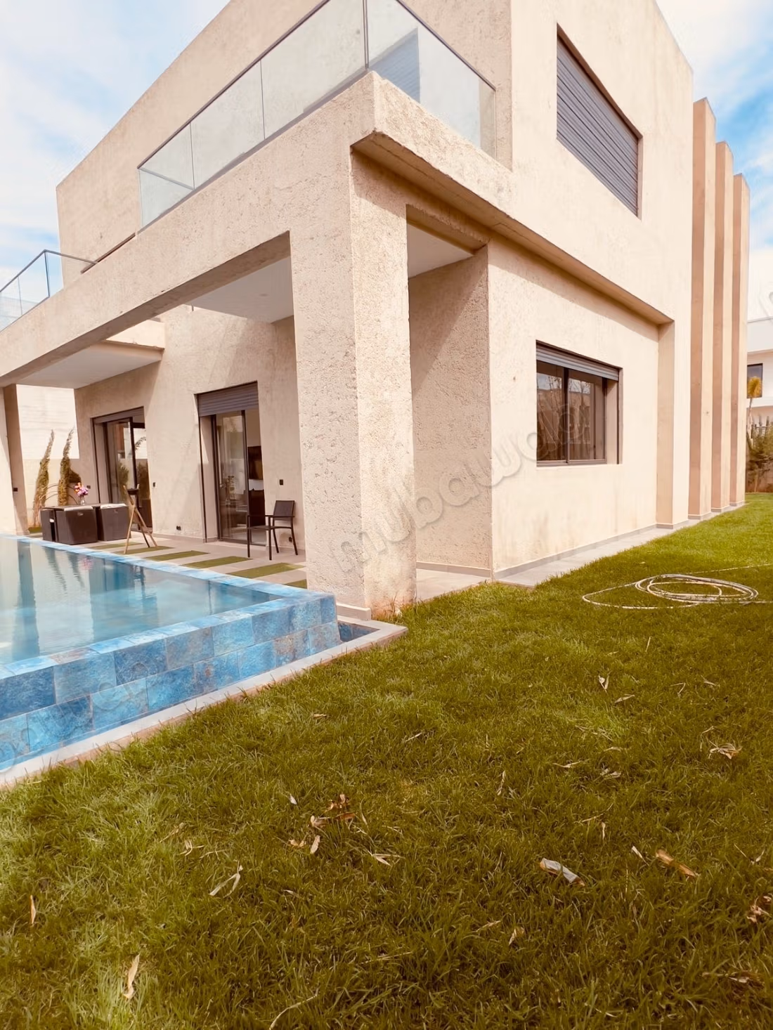 Villa de standing route charifia