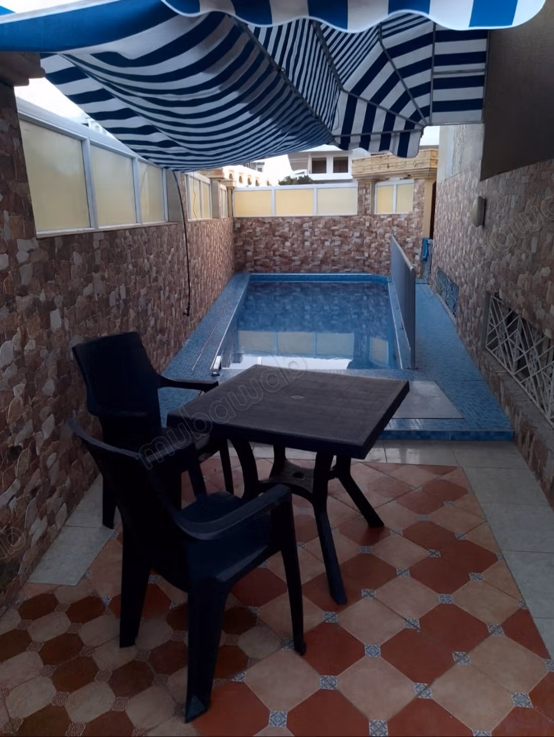 High quality house for sale in sounaba
5 beautiful rooms.
Ample storage space