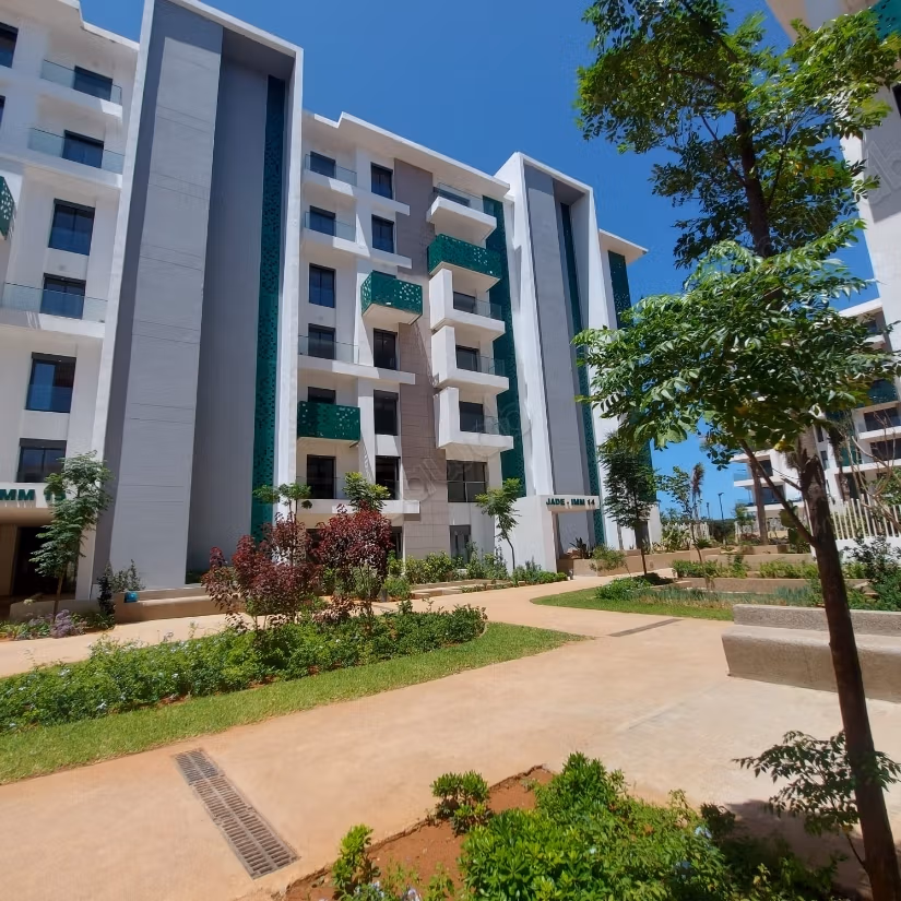 Beautiful 146m apartment for rent in Rabat Agdal just steps from the train station
