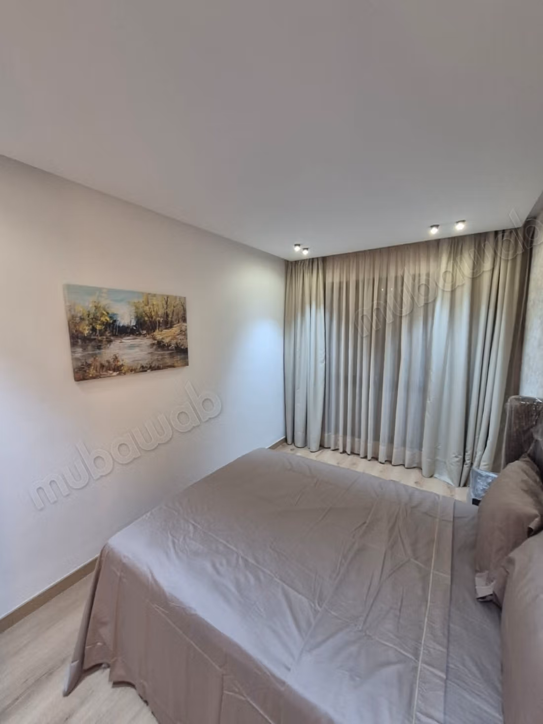 Three pretty modern studio