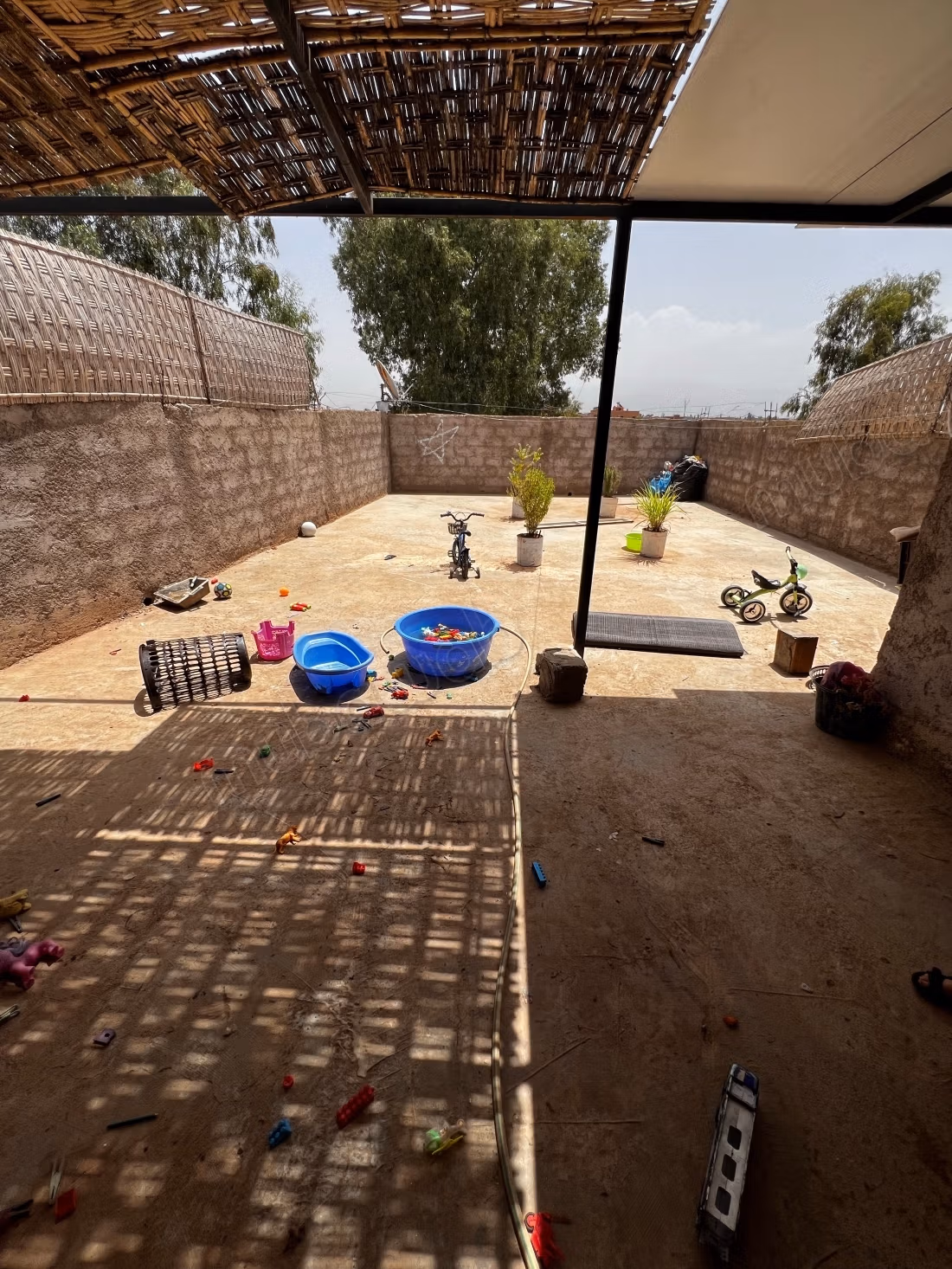 Vente d'une maison exceptionnelle à Sidi Abdellah Ghiat. 3 chambres superbes. Salon traditionnel