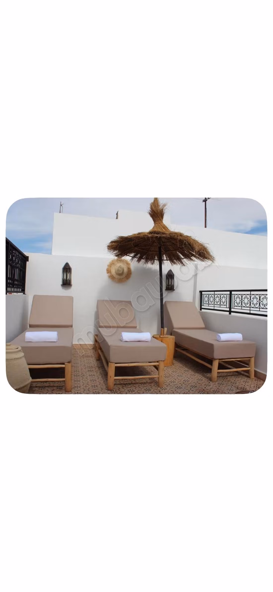 Magnifico Riad Nuovo - 4 Suite - Piscina Riscaldata & Jacuzzi - Eccellente Redditività - Venduto Arredato