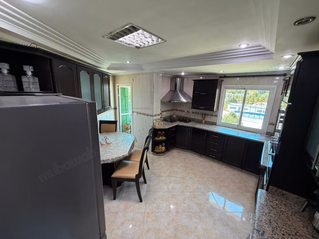 Appartement 160 m² à Hay El Boughaz — 13