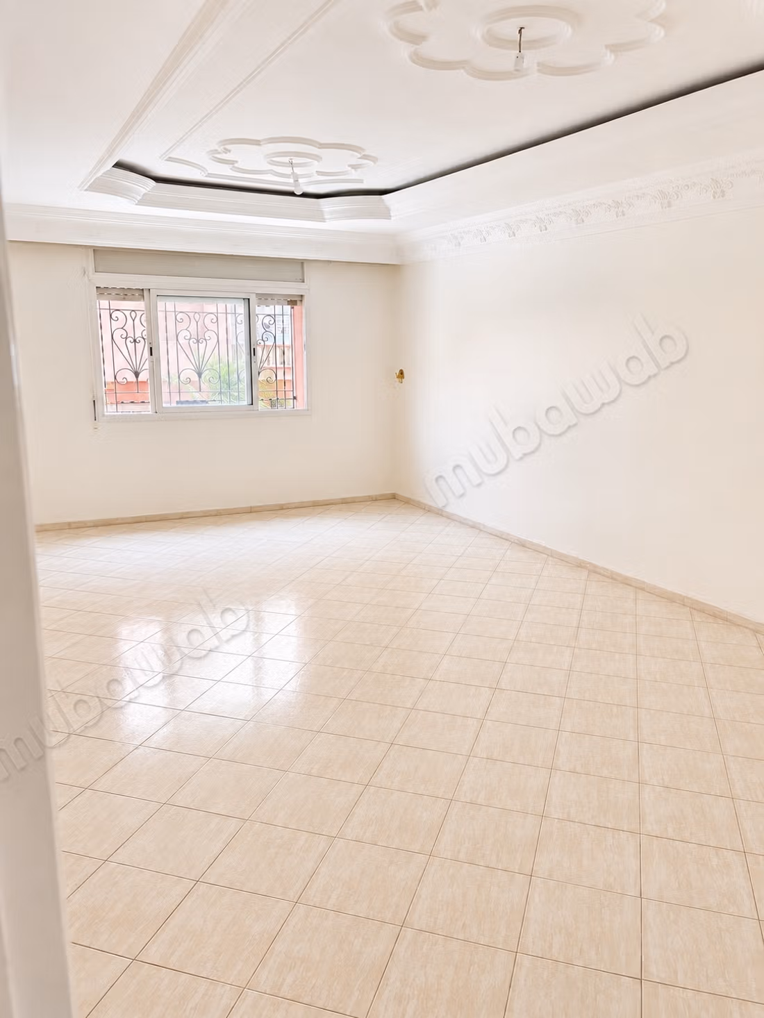 Bright apartment with panoramic view – Mandarona neighborhood