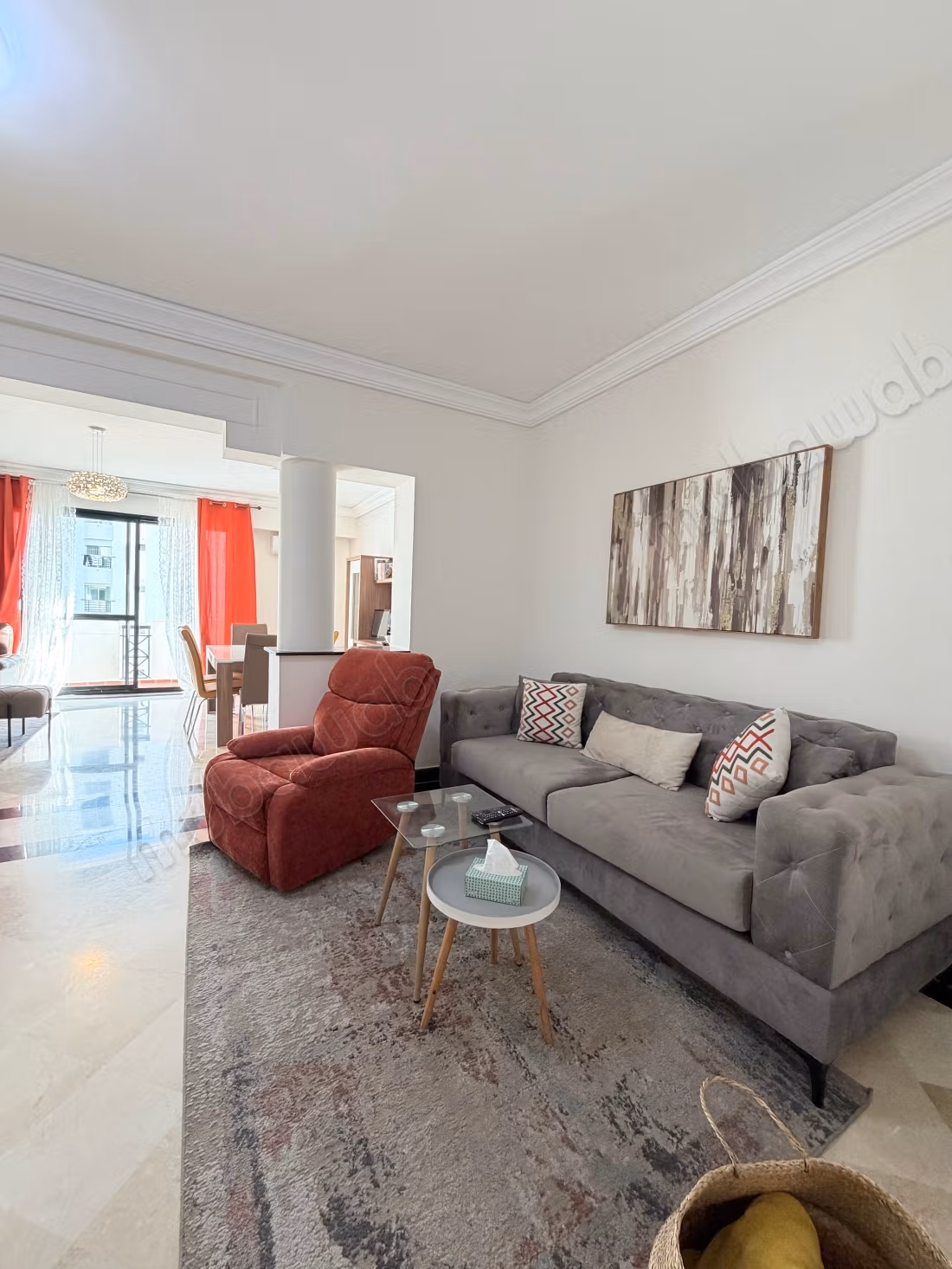 Appartement à louer à bella vista 
Surface de 178 m².
Meublé 2 chambres