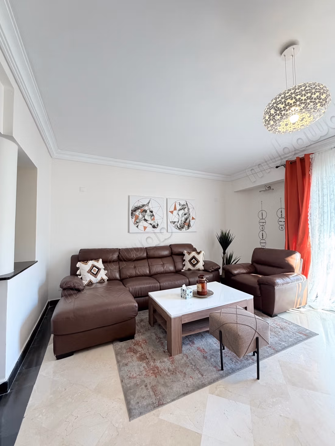 Appartement à louer à bella vista 
Surface de 178 m².
Meublé 2 chambres