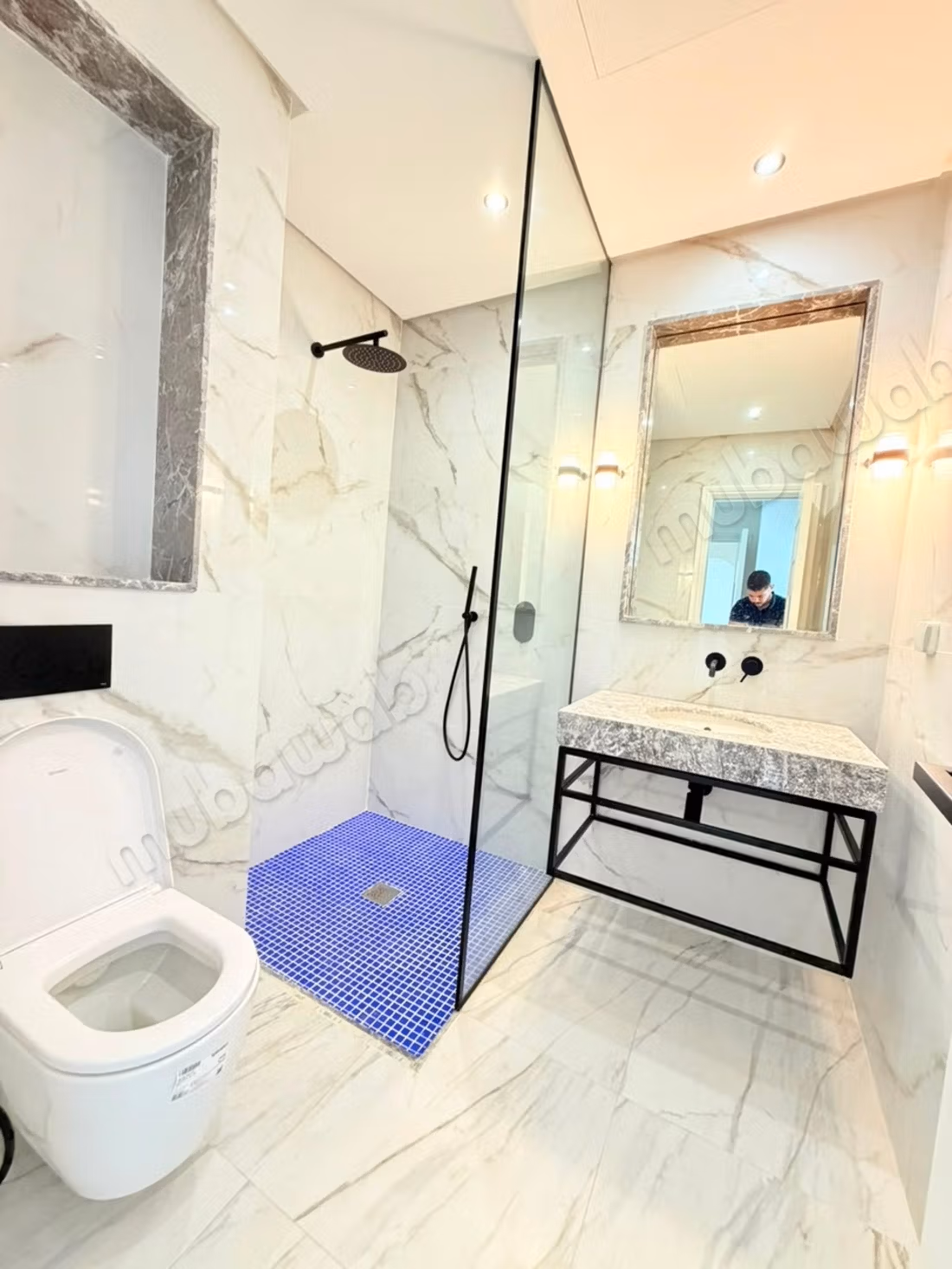 Beautiful empty apartment with 3 bedrooms in Ain Daib