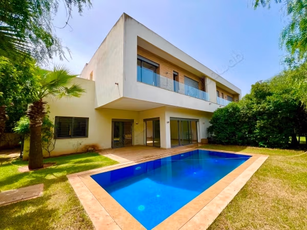 Magnificent 550m2 City in Ain Diab Neighborhood