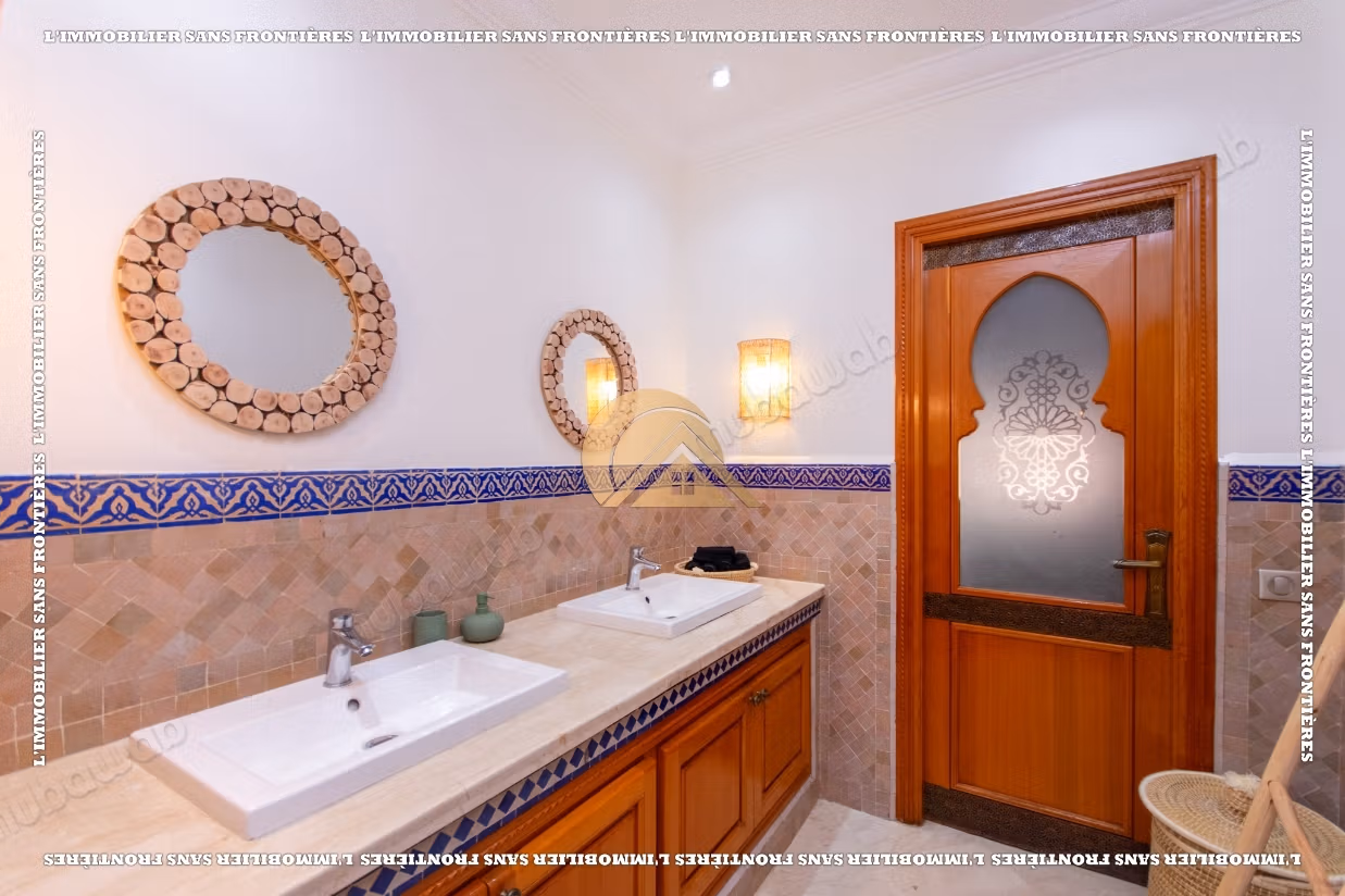 Villa meublée à louer à Targa avec piscine privée, hammam et sauna