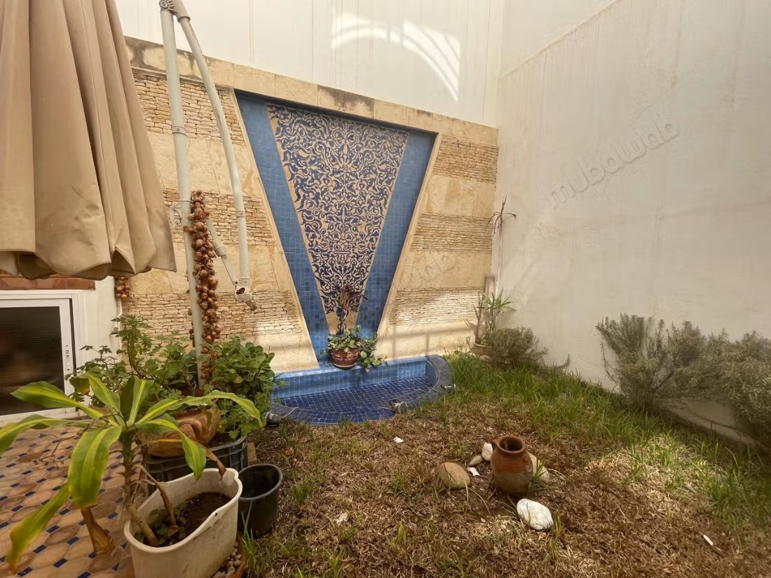 Beautiful villa for rent with garden located in Sonaba