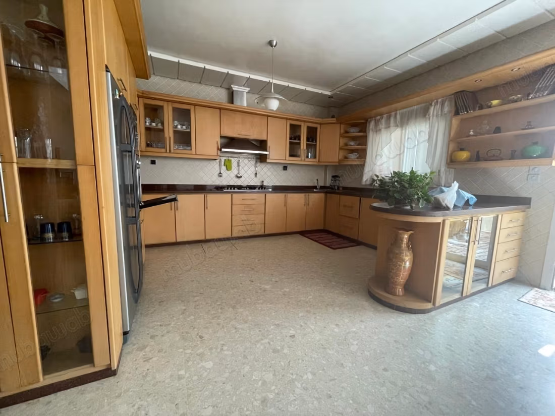 Beautiful villa for rent with garden located in Sonaba